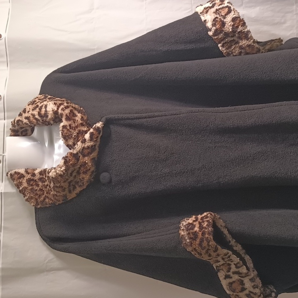 Mixit Black Cape with Leopard Trim - Picture 2 of 11
